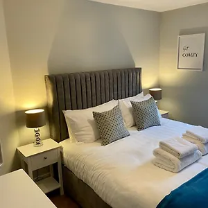 Luxury Riverside Centre York